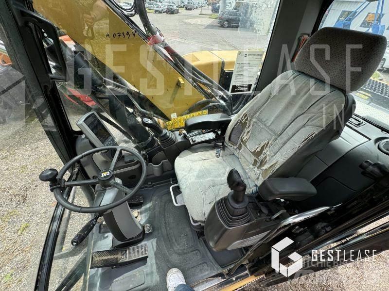 CAT M313D Excavatoare cu roti