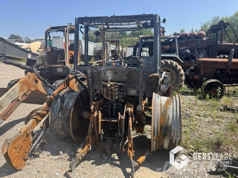 CLAAS Axos 340 Tractoare