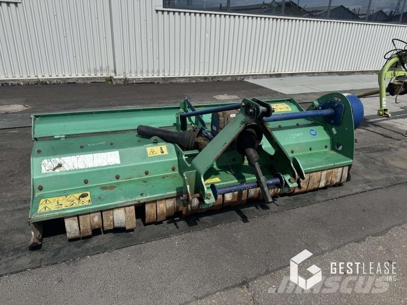 Desvoys DR4 Utilaje întreţinere terenuri - Altele