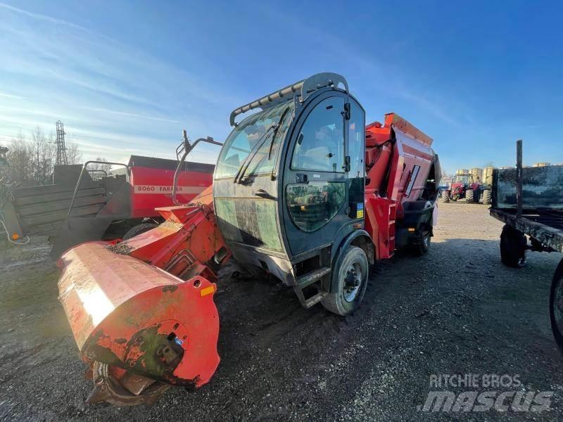 Kuhn SP 14 Mixere furaje