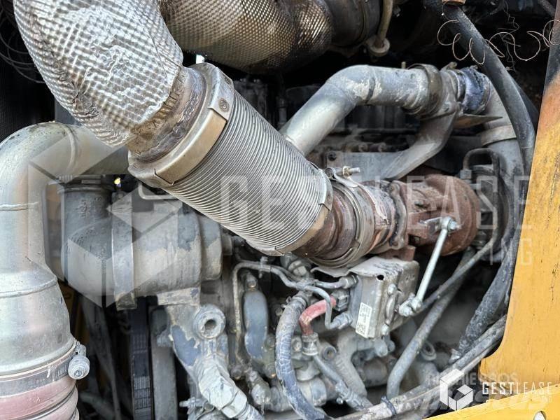 Liebherr LR636 Încarcatoare cu excavator