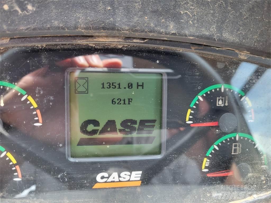 CASE 621F Incarcator pe pneuri