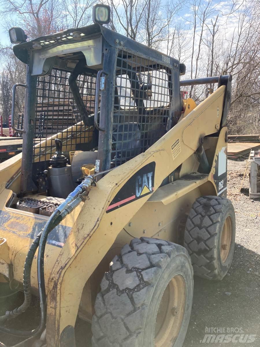 CAT 262B Mini incarcator