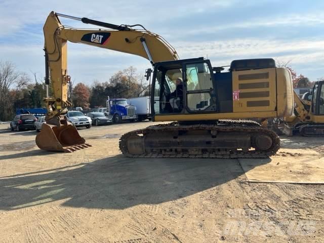 CAT 329FL Excavatoare pe șenile
