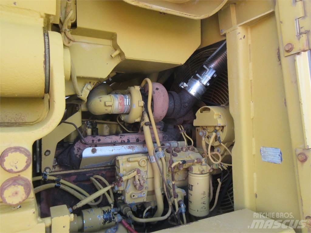 CAT 963 Buldozere pe senile