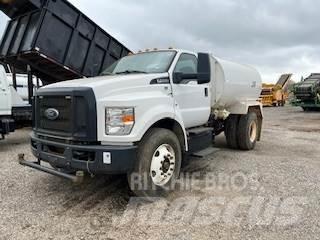 Ford F750 Cisterne