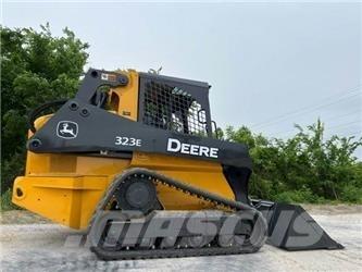 John Deere 323E Mini incarcator