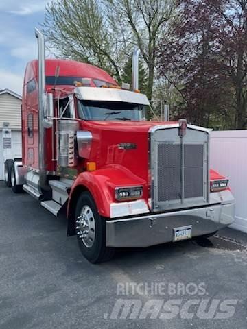 Kenworth W900L Utilaje construcții - Altele