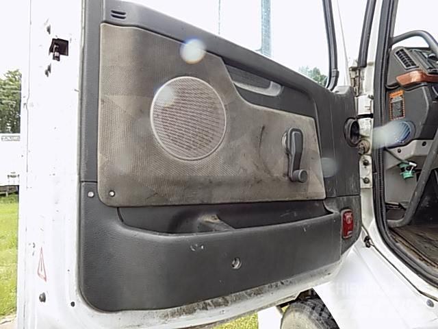 Volvo VNM Camion cabina sasiu
