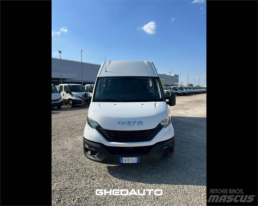 Iveco 35S16 Autoutilitara transoprt marfuri