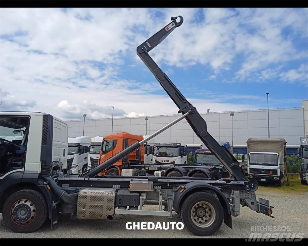 Iveco AD190S31 Autocamioane