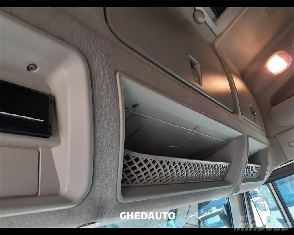 Iveco AS440S48 Autocamioane