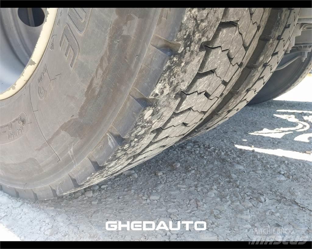 Iveco AS440ST/P Autocamioane