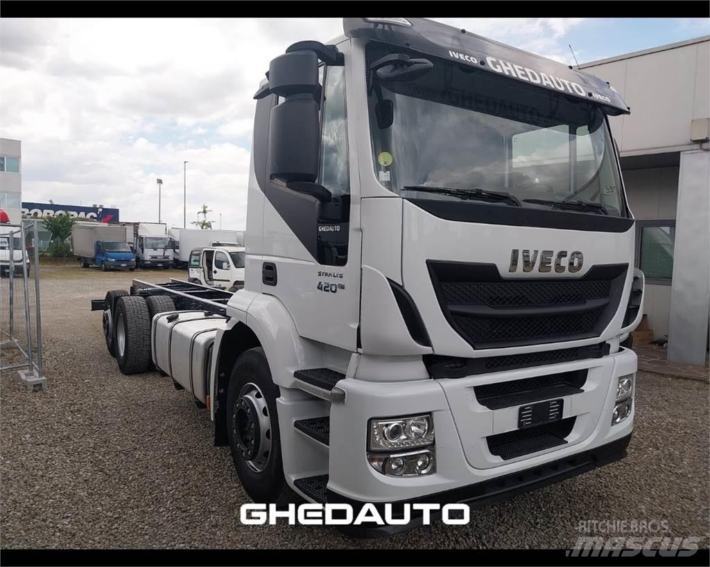 Iveco AT260S40Y/PS Autocamioane