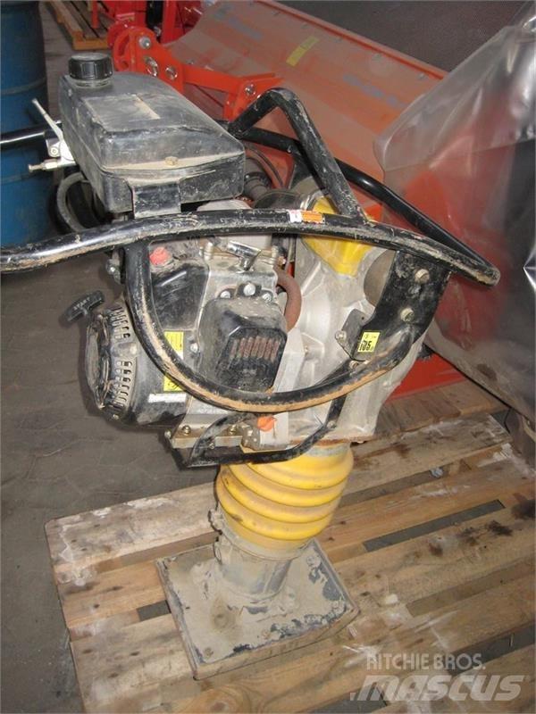  - - - Compactor