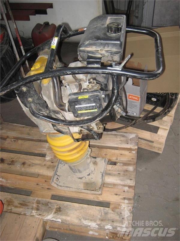  - - - Compactor