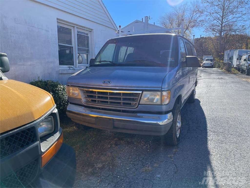 Ford E-250 Utilitara