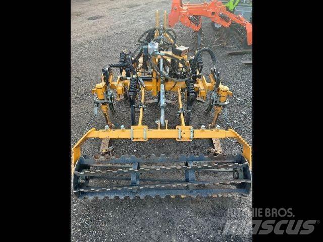  Autre CL6750SR45 Munca solului