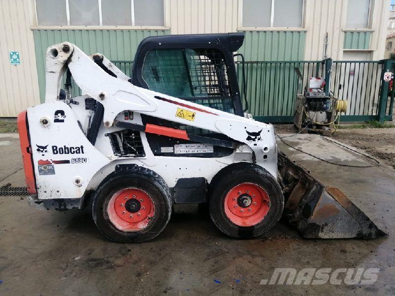 Bobcat S590 Incarcator pe pneuri