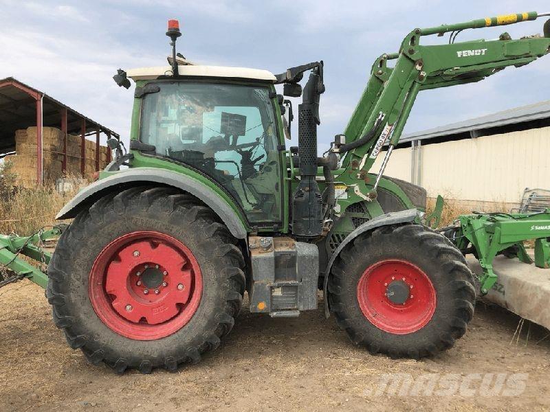 Fendt 516 VARIO Tractoare