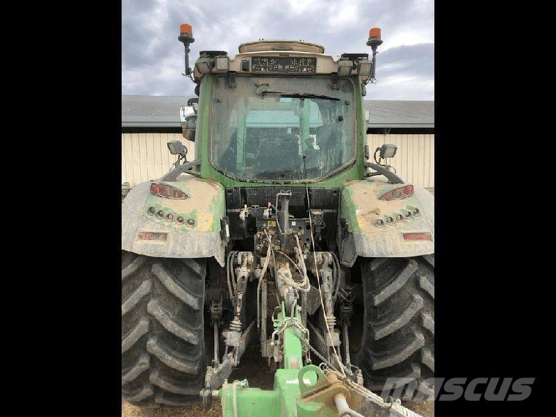 Fendt 516 VARIO Tractoare