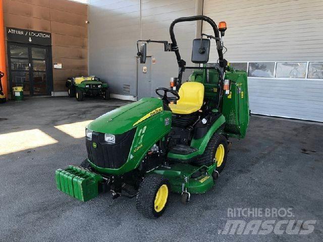 John Deere 1026R Utilaje întreţinere terenuri - Altele