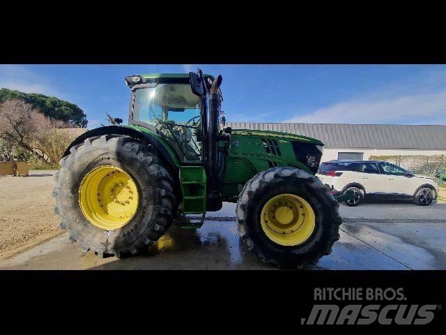 John Deere 6210 R Tractoare