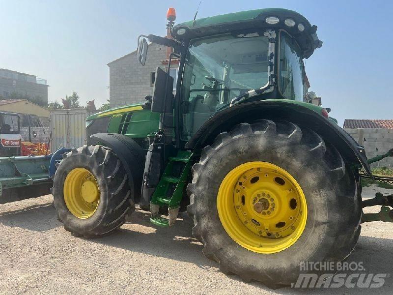 John Deere 7250R Tractoare