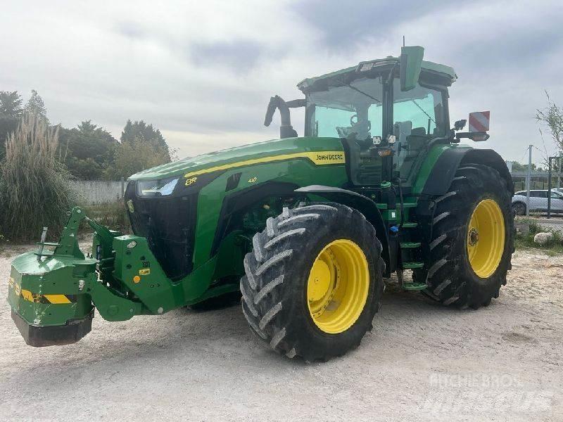 John Deere 8R410 Tractoare