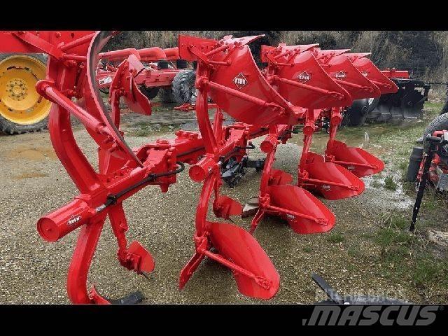 Kuhn VM153 Pluguri conventionale