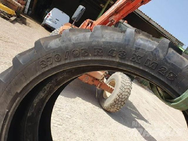 Michelin XM 25 Utilaje agricole - Altele