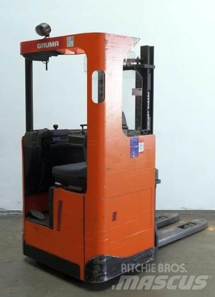 BT SRE135 Transpaleti autopropulsanti