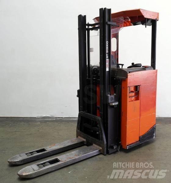 BT SRE135 Transpaleti autopropulsanti