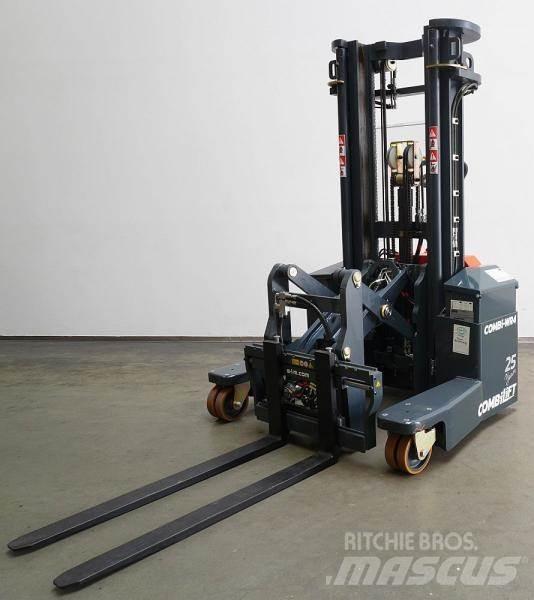Combilift WR4 Stivuitoare cu patru brate