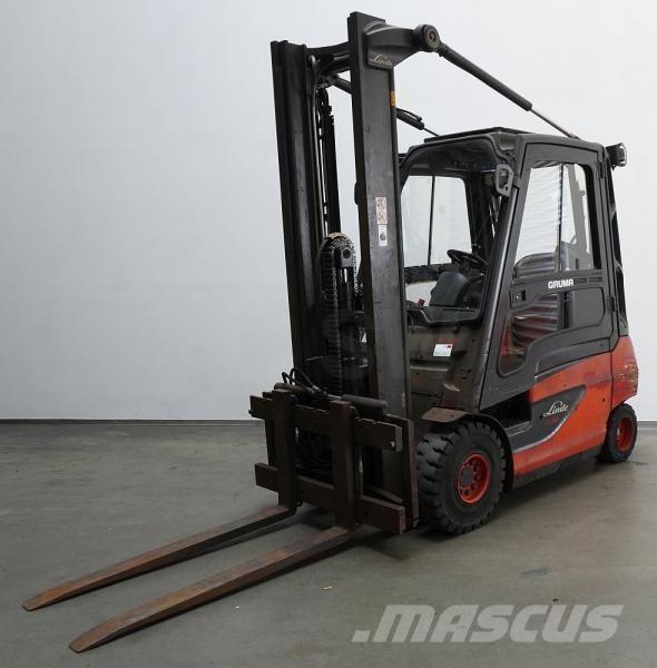 Linde E 30 387 Stivuitor electric