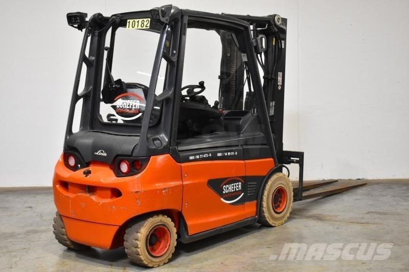 Linde E 30 387 Stivuitor electric