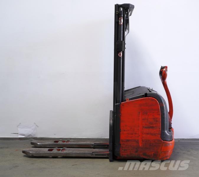 Linde L 14 372 Transpaleti autopropulsanti