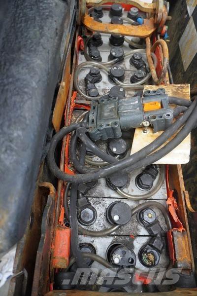 Linde N 20 132 Stivuitoare de micã inaltime pentu logistica