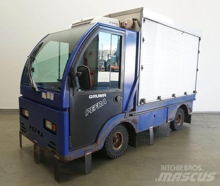 Pefra 615 Camioane de tractiune