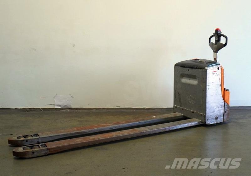 Still EXU 20 Transpaleta manuala