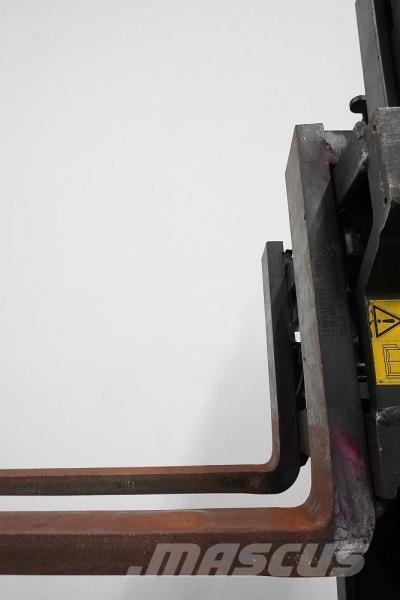 Still FM-X17 Stivuitor cu catarg retractabil