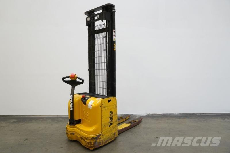 Yale MS12AC Transpaleti autopropulsanti