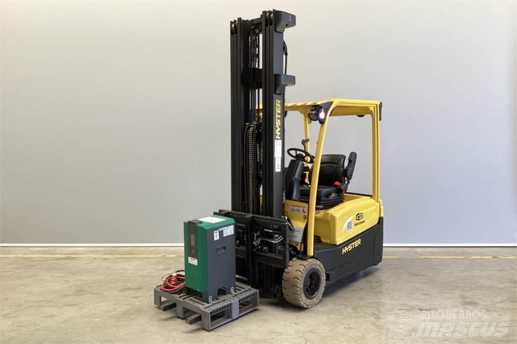 Hyster J2.0XNT Stivuitor electric