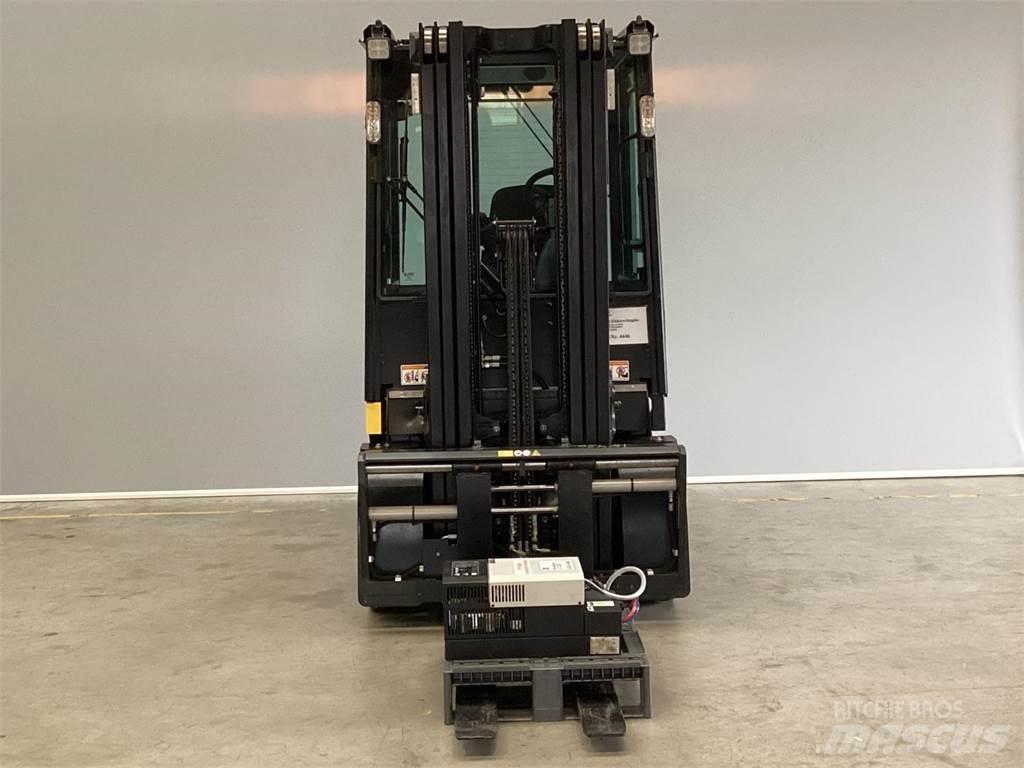 Hyster J2.50XN Stivuitor electric