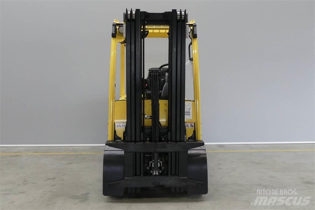Hyster J3.50XN Stivuitor electric