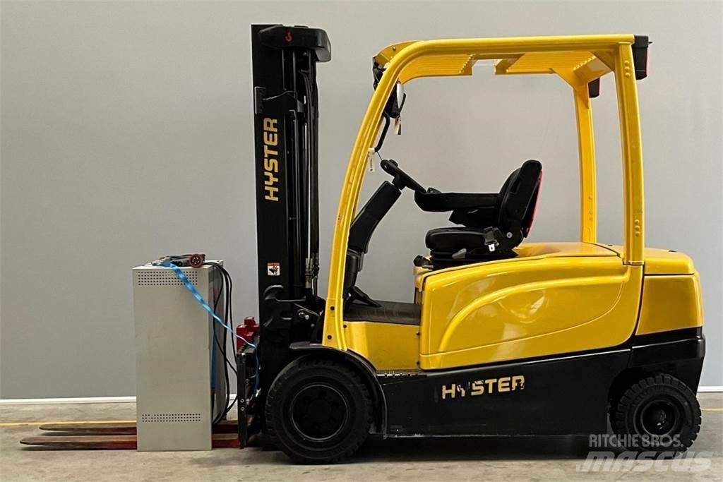 Hyster J3.5XN Stivuitor electric