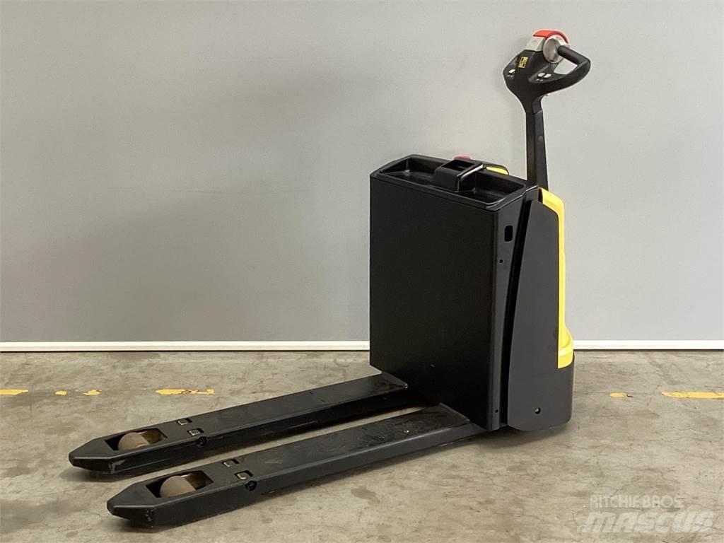 Hyster P1.6 Transpaleta manuala