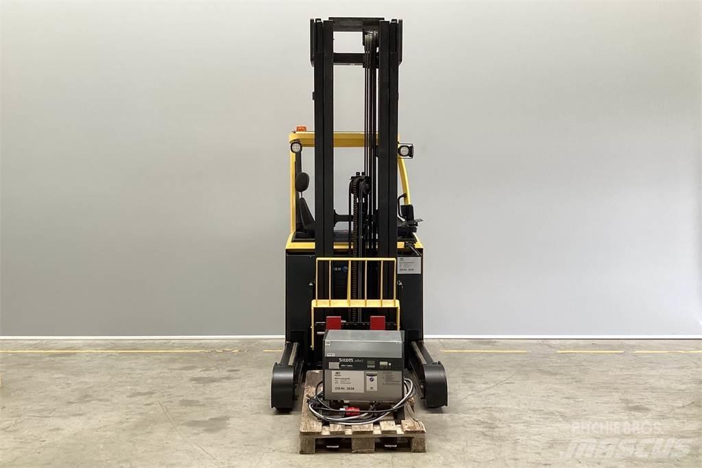 Hyster R1.4 Stivuitor cu catarg retractabil