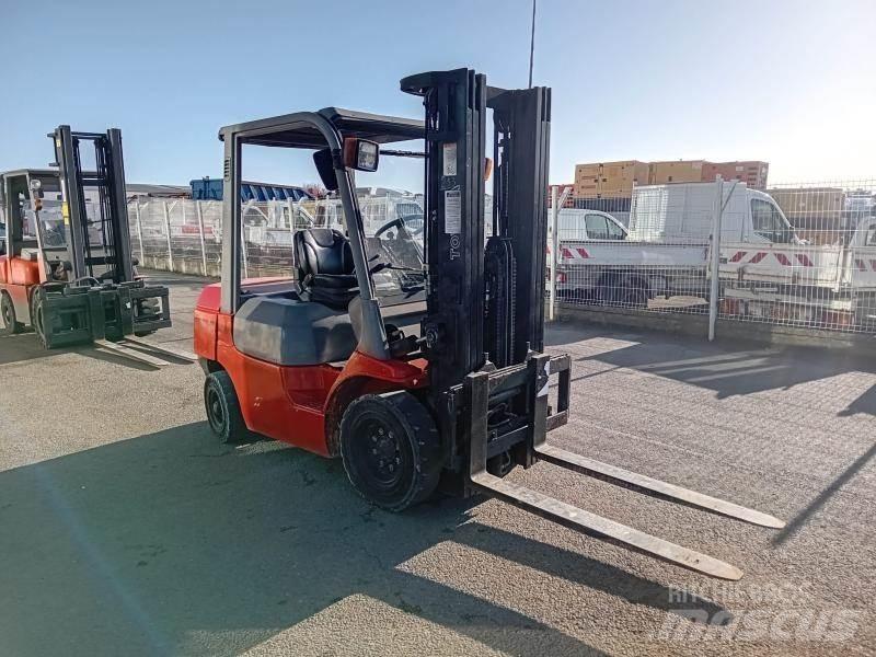 Toyota FD25 Strivuitoare-altele