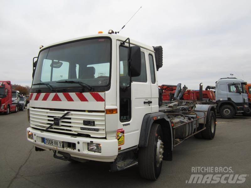 Volvo FL6 19 Camioane Demontabile